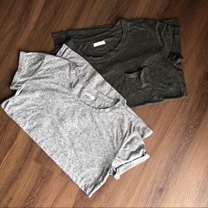 T-shirts ❗️2 for $20❗️